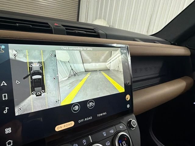 New 2026 Borasco Grey Land Rover X-Dynamic SE image 32