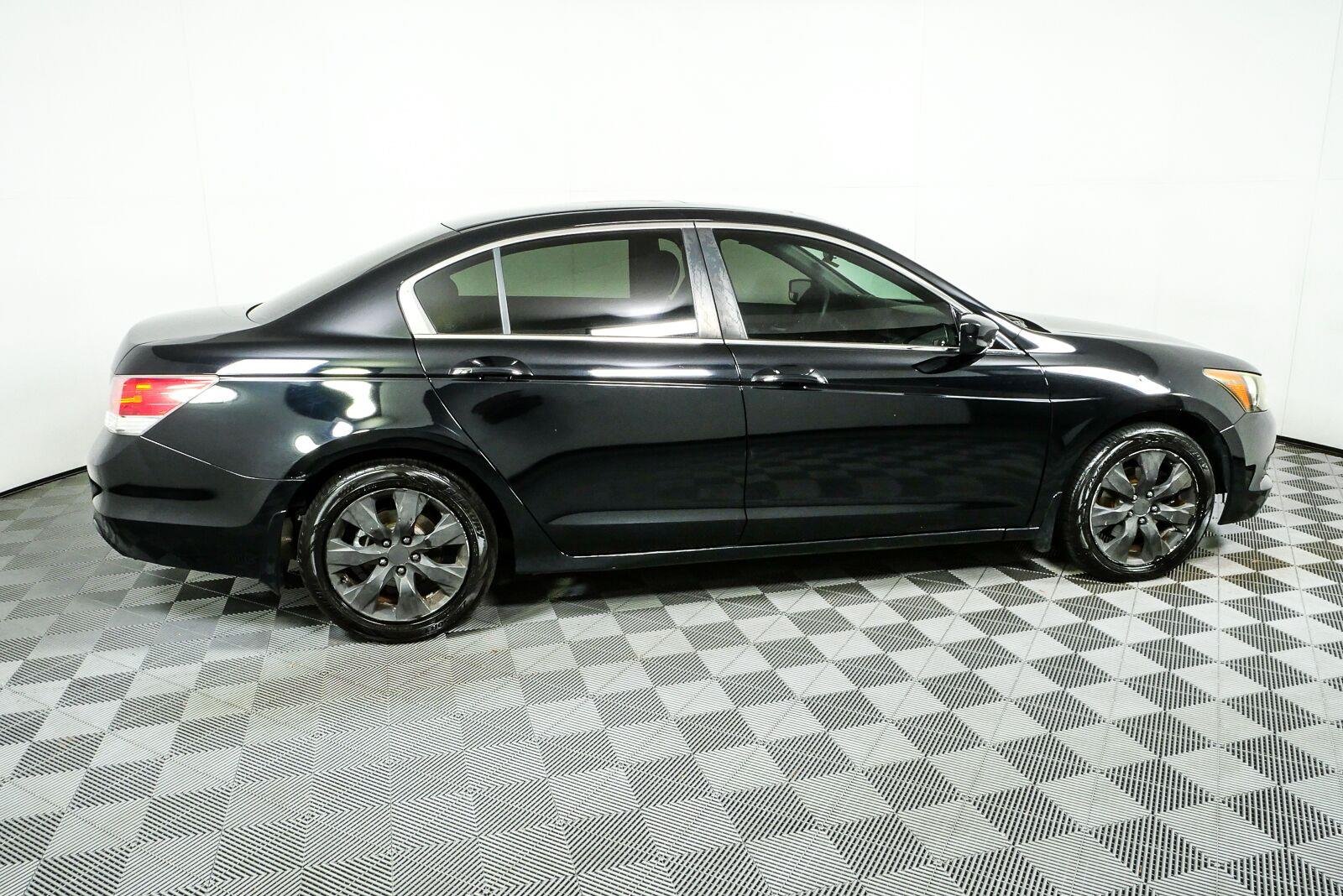 Used 2008 Honda Accord EX with VIN JHMCP267X8C035856 for sale in Chamblee, GA