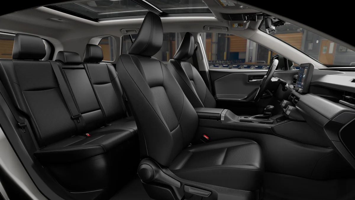 New 2026 Ice Cap Toyota XLE Premium image 20