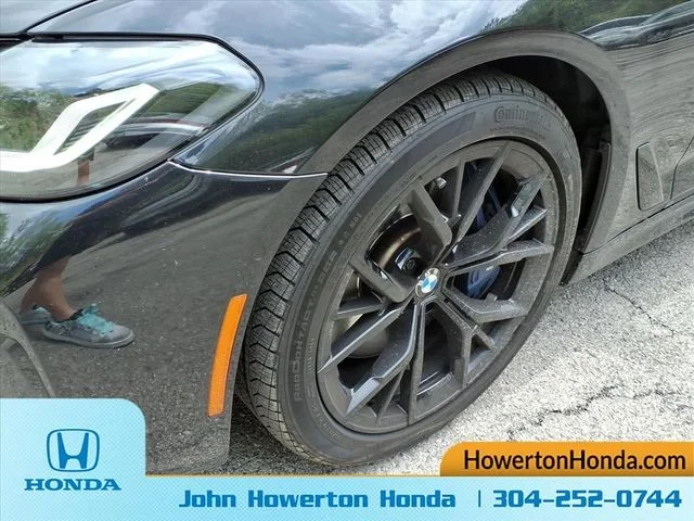 Used 2022 Black BMW 540i xDrive image 12