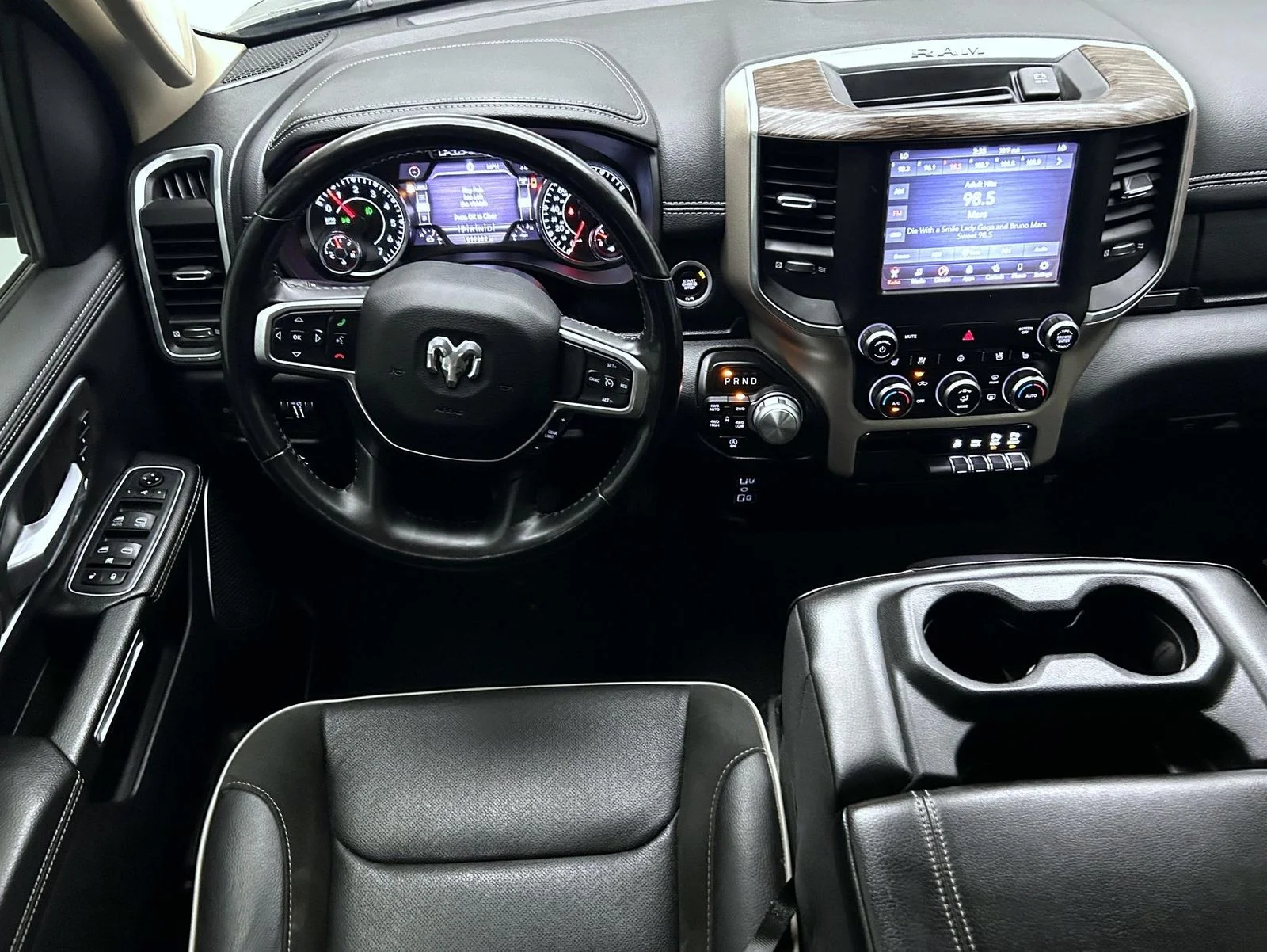 Used 2020 Black Ram Laramie image 14