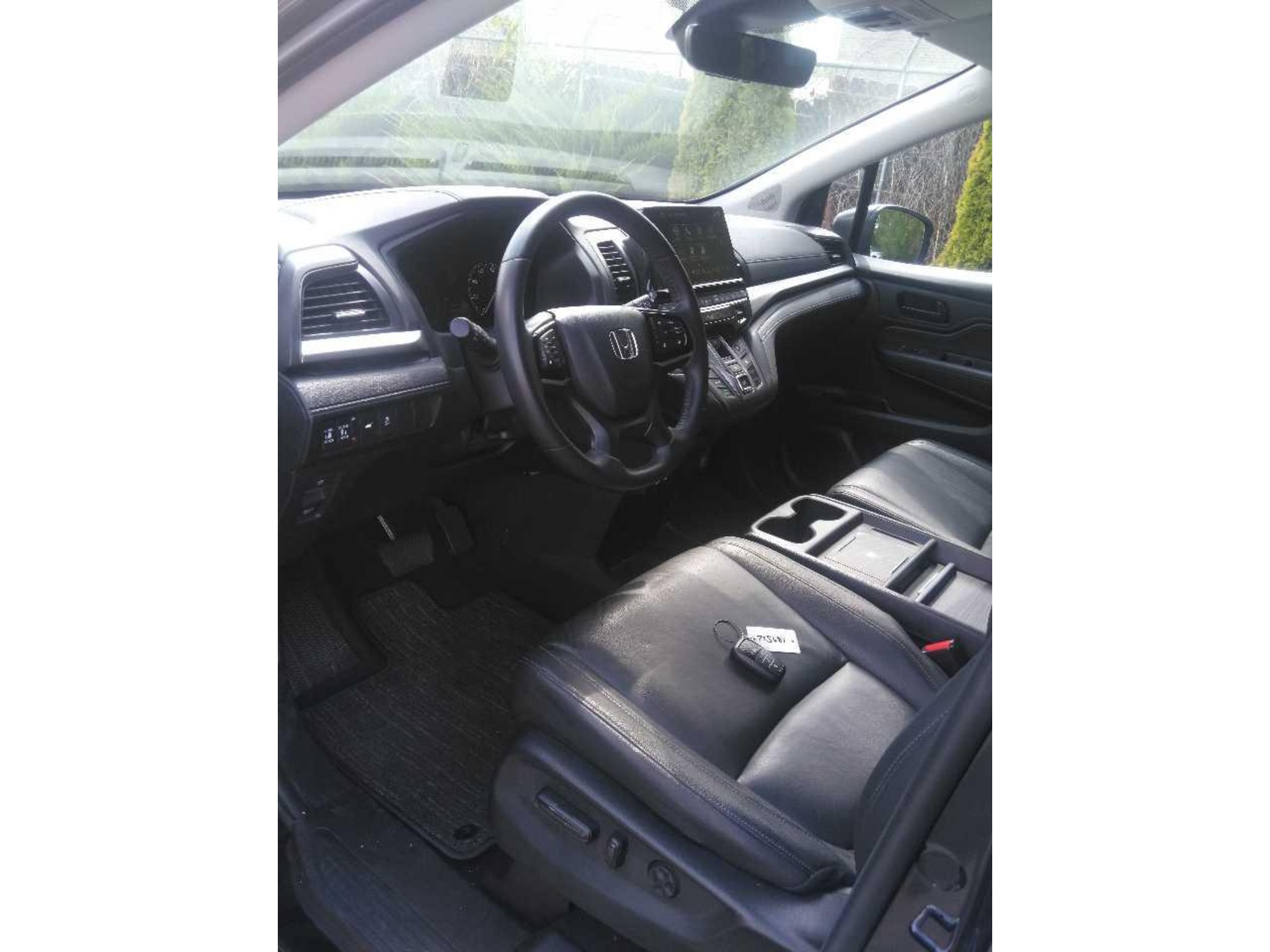 Used 2025 Crystal Black Pearl Honda EX-L image 8