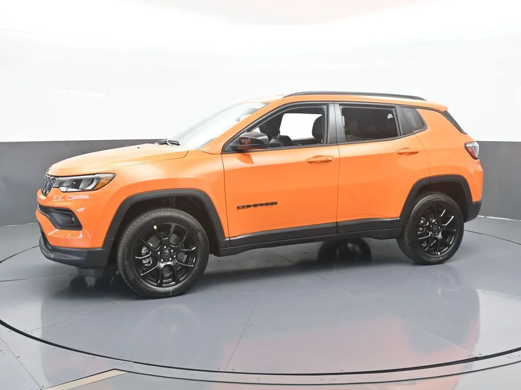 New 2026 Joose (DISC) Jeep Latitude image 2