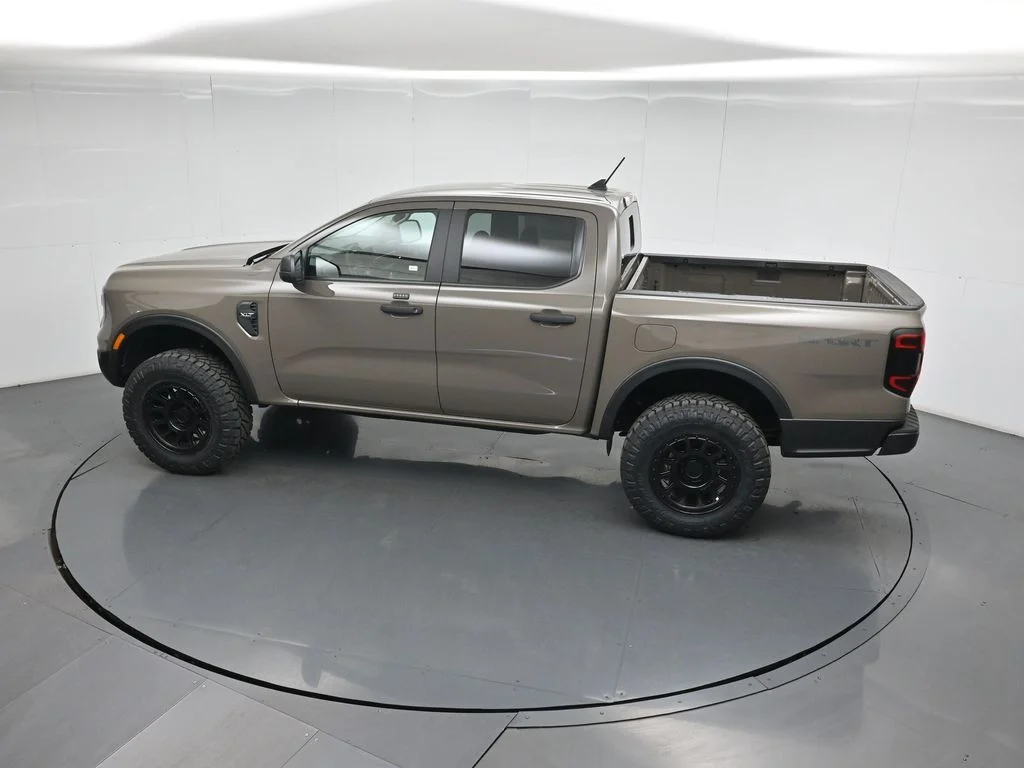 New 2026 Gray Ford XLT image 42