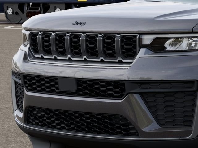 New 2026 Baltic Gray Metallic Clear-Coat Exterior Paint Jeep Altitude image 12