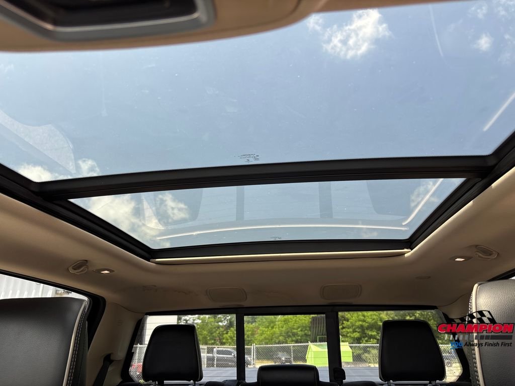 Used 2020 White Ram Laramie image 20