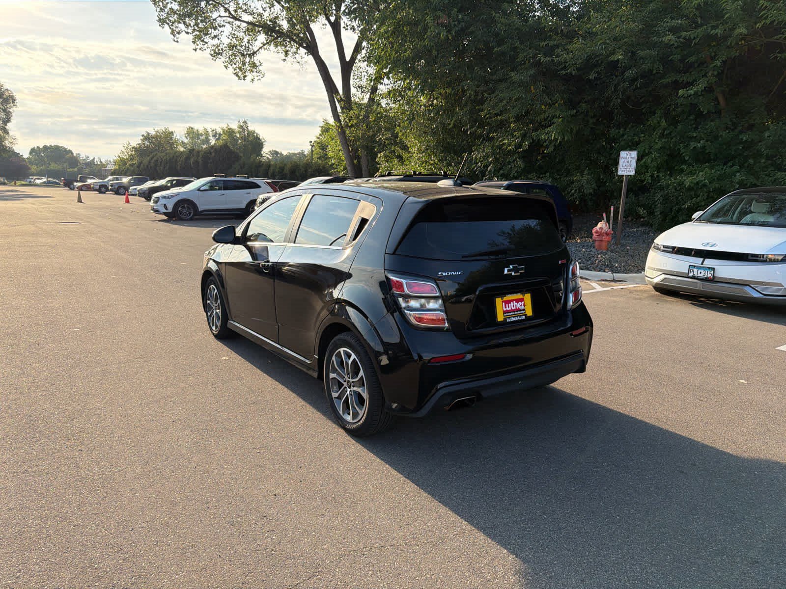 Used 2019 Mosaic Black Metallic Chevrolet LT image 3