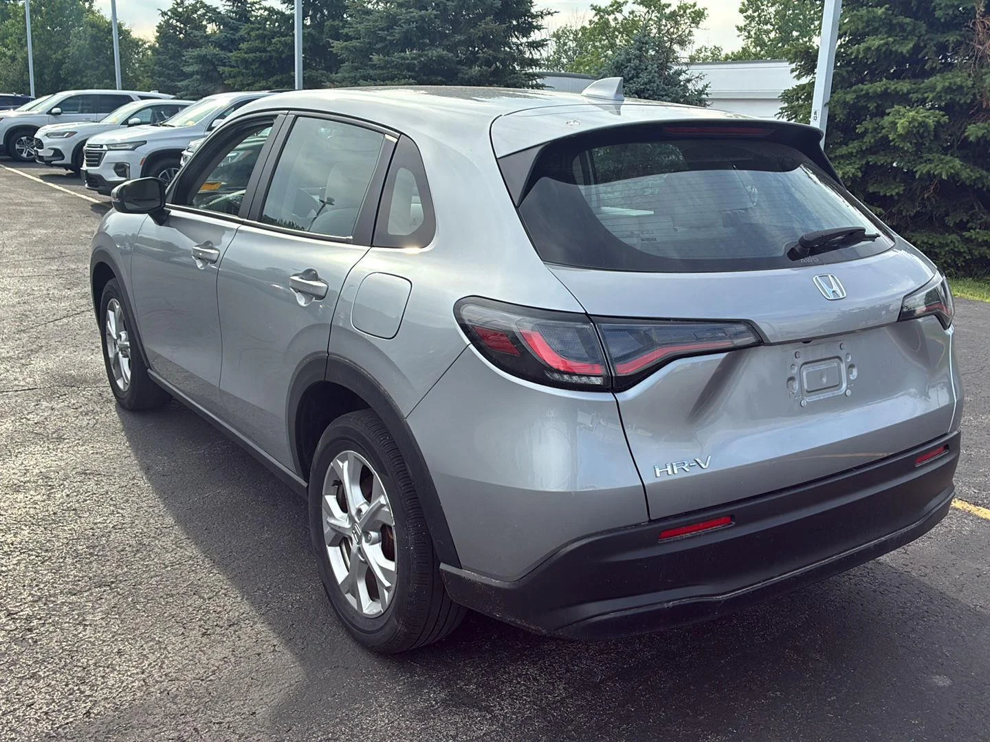 Used 2024 Lunar Silver Metallic Honda LX image 17