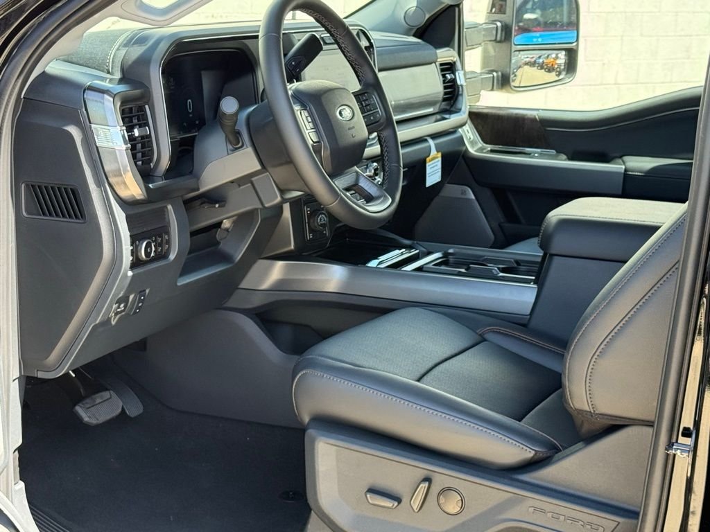 New 2026 Agate Black Metallic Ford F-250® Lariat® image 6