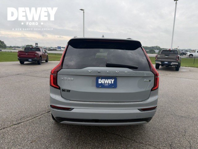 Used 2026 Gray Metallic Volvo Ultra Dark Theme image 6