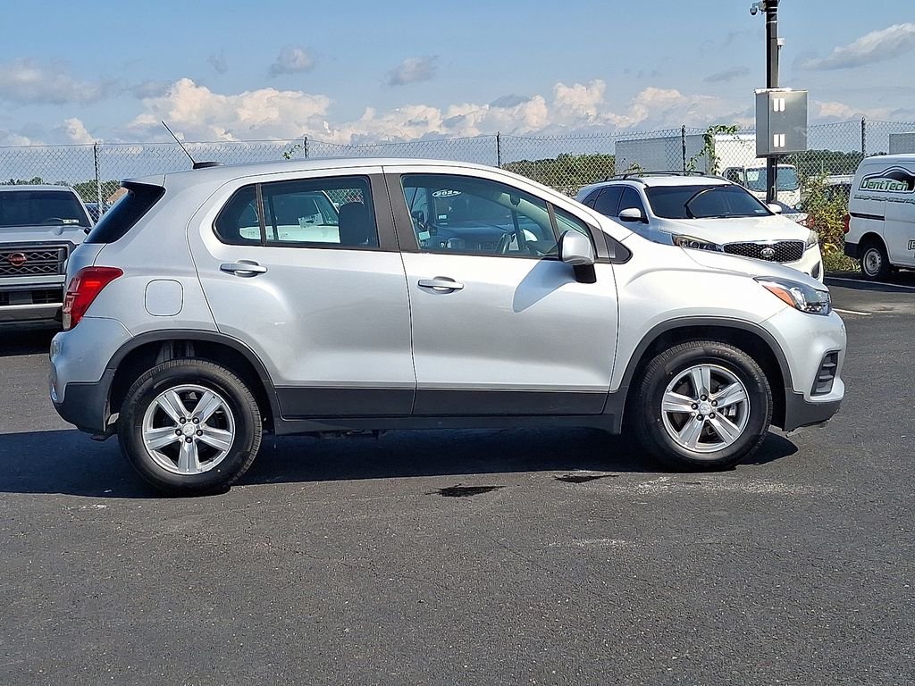 Used 2019 Silver Chevrolet LS image 7