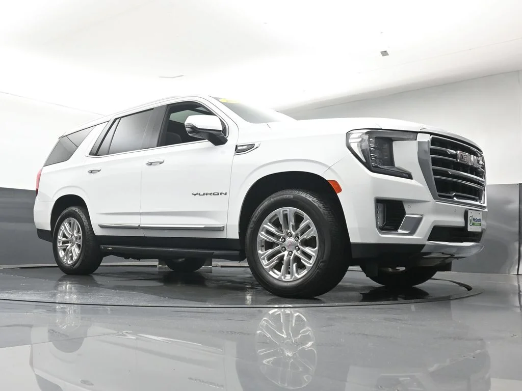 Certified Used 2022 White GMC SLT image 32