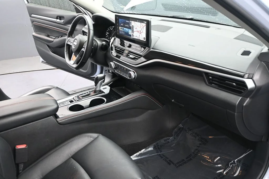 Used 2023 Gray Nissan 2.5 SR image 30