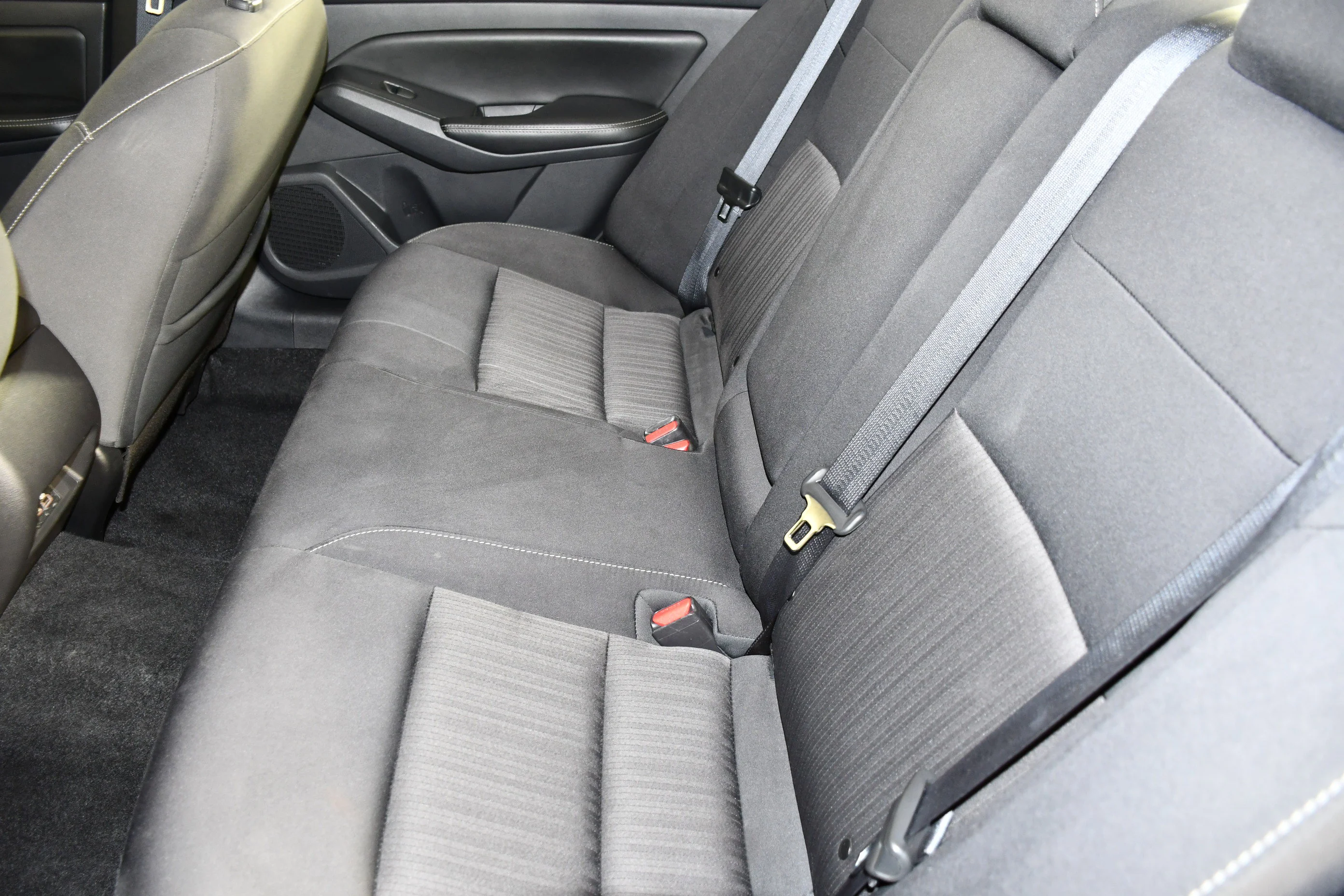 Used 2024 Gun Metallic Nissan 2.5 SV image 47