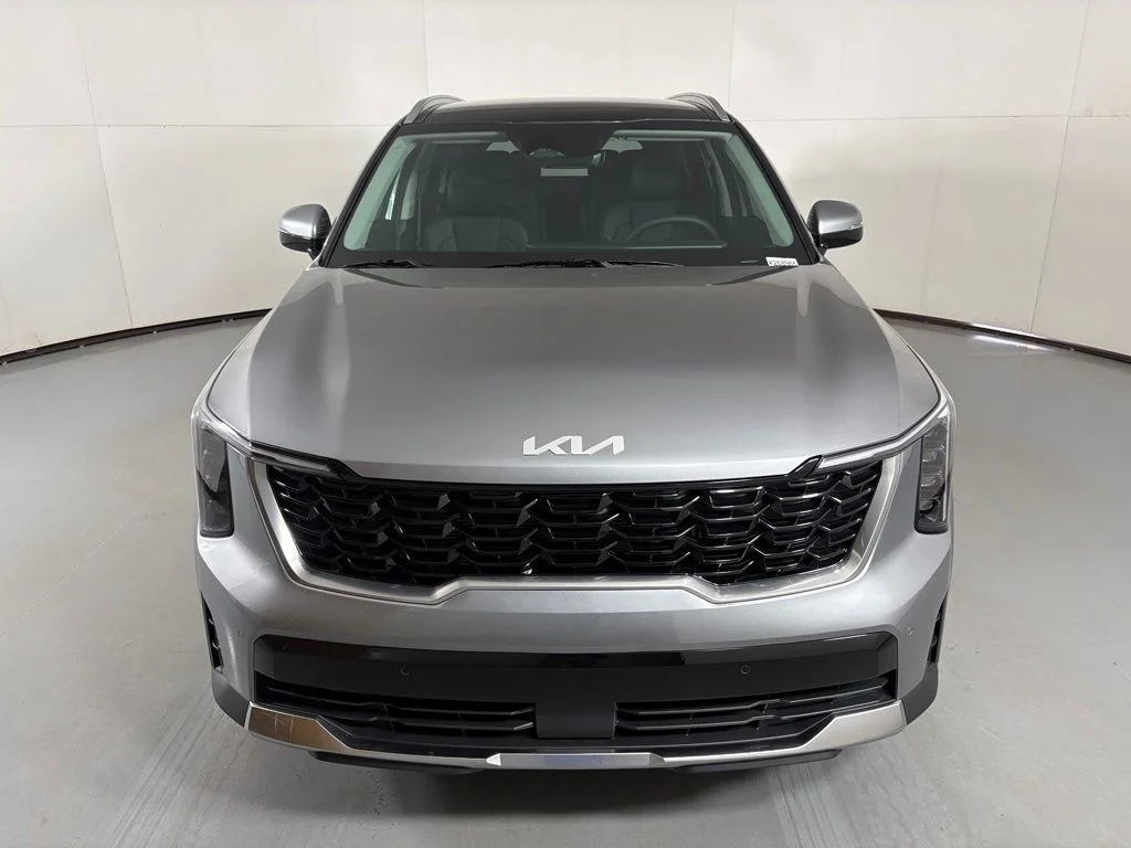 New 2026 Steel Gray Kia EX image 3