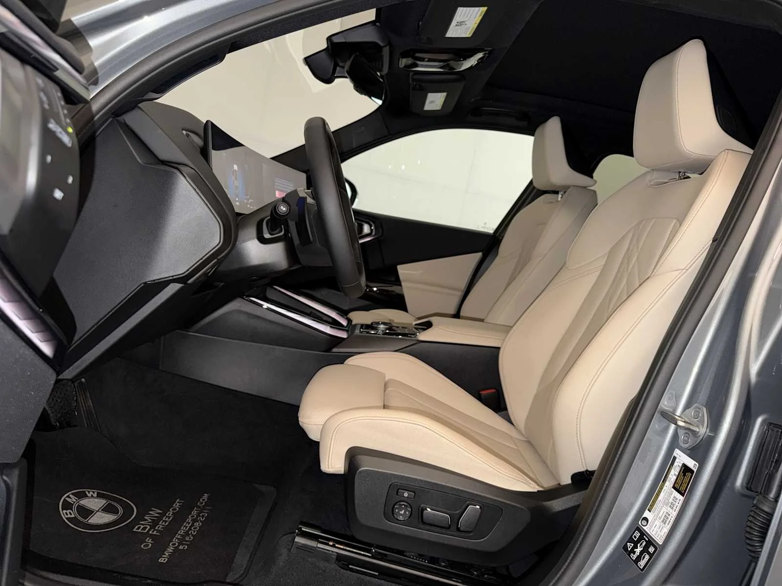 Used 2026 Skyscraper Grey Metallic BMW 30 xDrive image 9