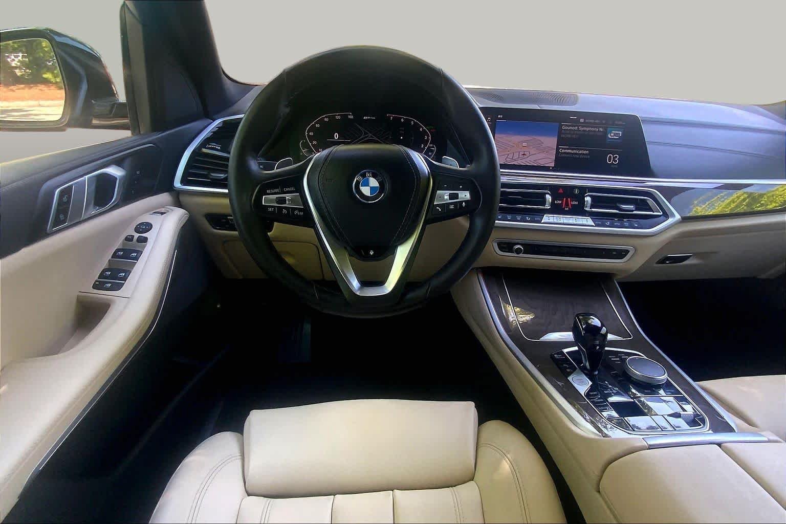 Used 2022 Arctic Grey Metallic BMW xDrive45e image 5