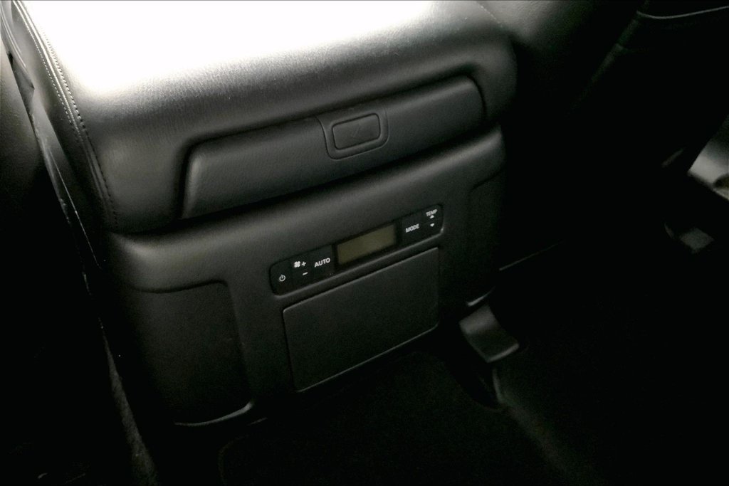 Used 2023 White Nissan SL image 10
