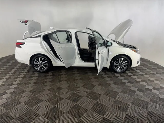 Used 2025 White Nissan 1.6 SV image 13
