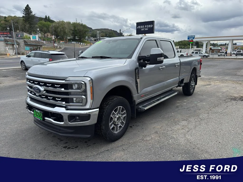 2023 Ford F-350 Lariat 4x4 Crew Cab 8' Box SRW's photo