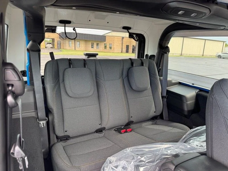 New 2026 Hydro Blue Pearl-Coat Exterior Paint Jeep Sport image 5