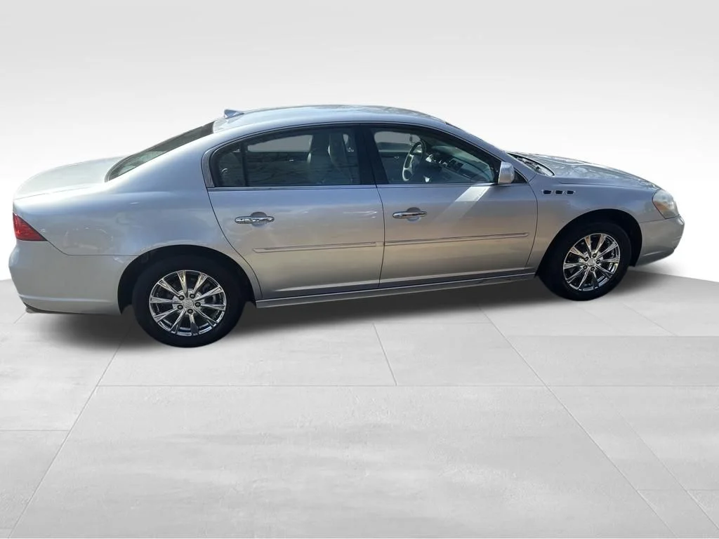 Used 2010 Silver Buick CXL Premium image 12