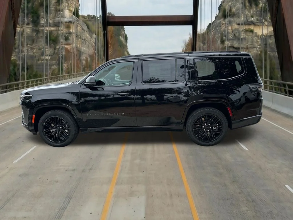 New 2026 High Gloss Black Exterior Paint Jeep Limited Reserve image 5