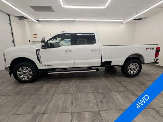 New 2026 Oxford White Ford F-350® Lariat® image 2