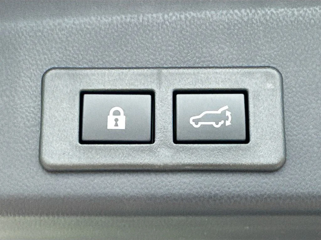 New 2026 ICE SILVER METALLIC Subaru Limited 7-Passenger image 34