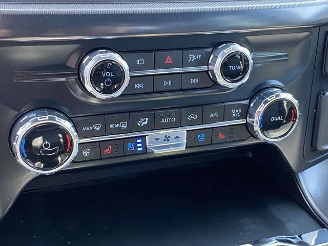 2025 Ford F-150 Lariat - Photo 9