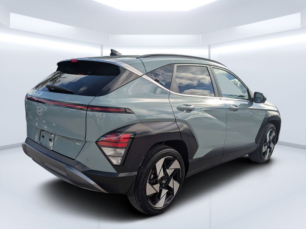 Certified Used 2026 Green Hyundai Limited image 3