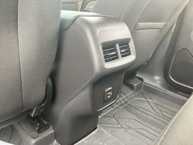 2024 Chevrolet Equinox LS - Photo 19
