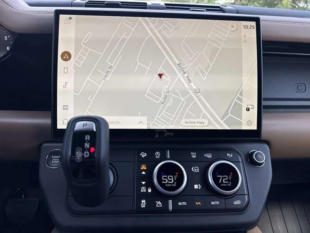 New  Gray Land Rover X-Dynamic SE image 13