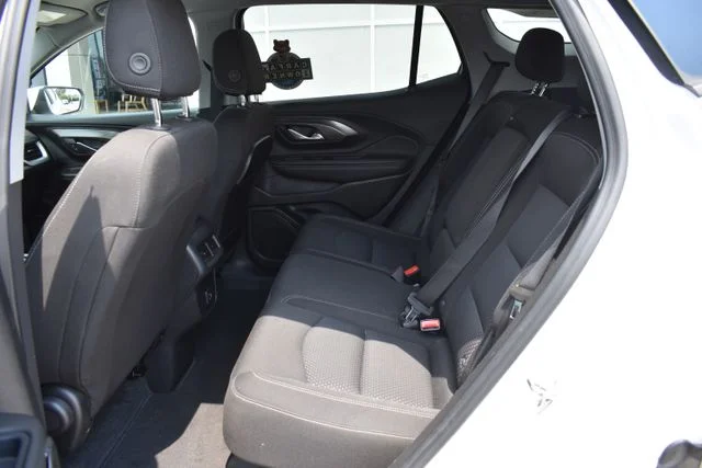 Used 2024 White GMC SLE image 13