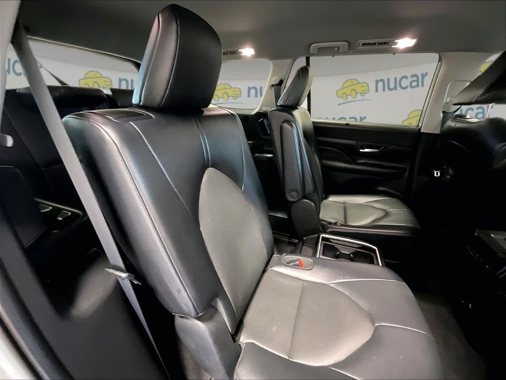 Certified Used 2025 Silver Toyota XLE image 16