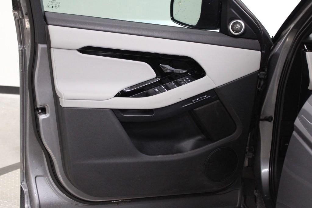Used 2026 Gray Land Rover S image 35