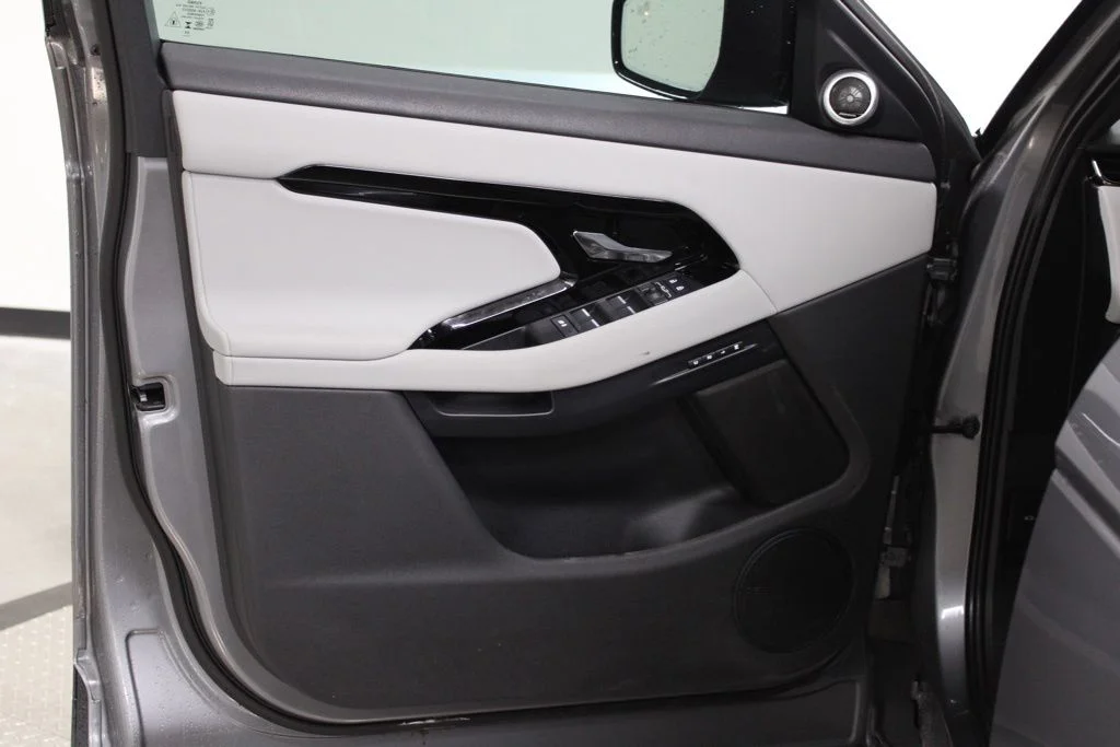 Used 2026 Gray Land Rover S image 35