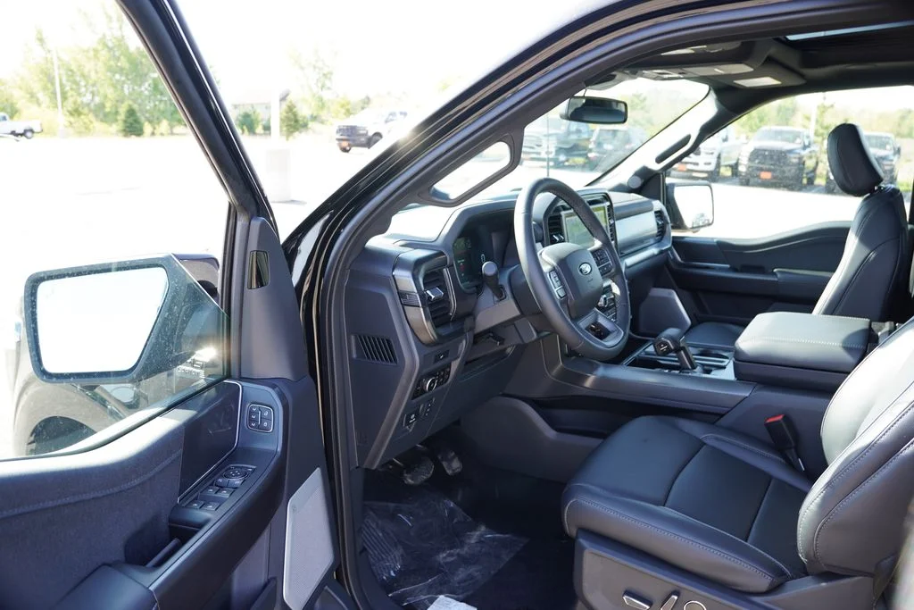 New 2026 Agate Black Metallic Ford Lariat image 11