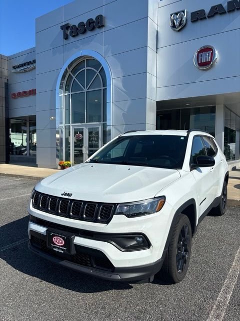 Used 2025 White Jeep Altitude Special Edition image 1