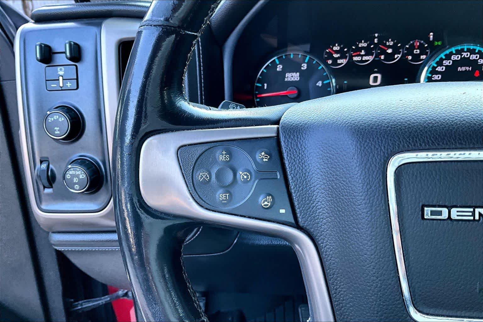 Used 2019 Red Quartz Tintcoat GMC Denali image 23