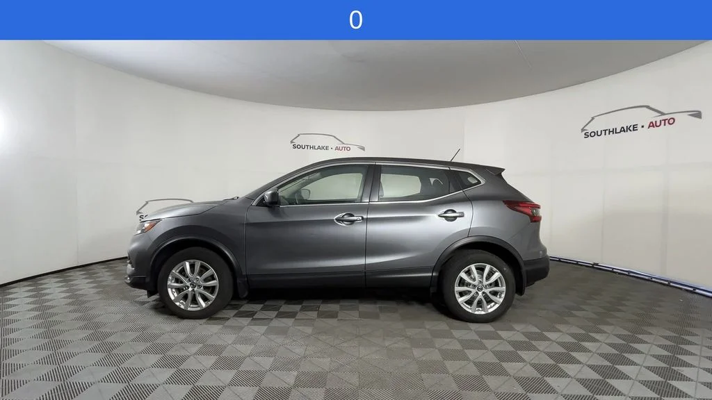 Used 2022 Gray Nissan S image 7