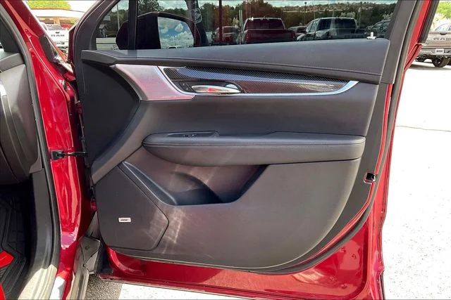 Used 2020 Red Cadillac Sport image 19