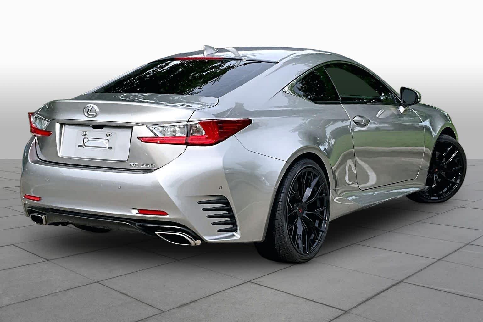 Used 2015 Atomic Silver Lexus  image 12
