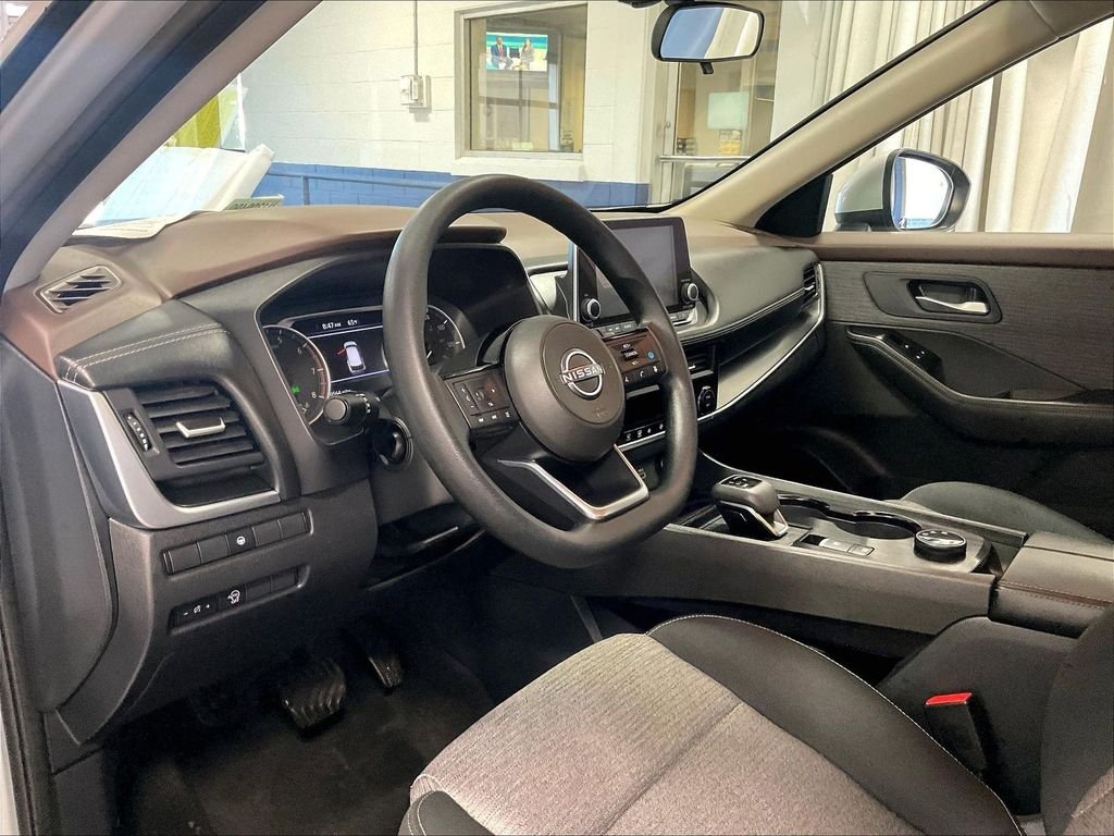 Certified Used 2023 Silver Nissan SV image 8
