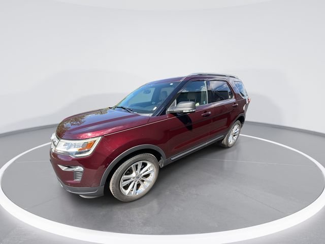 Used 2019 Red Ford XLT image 4