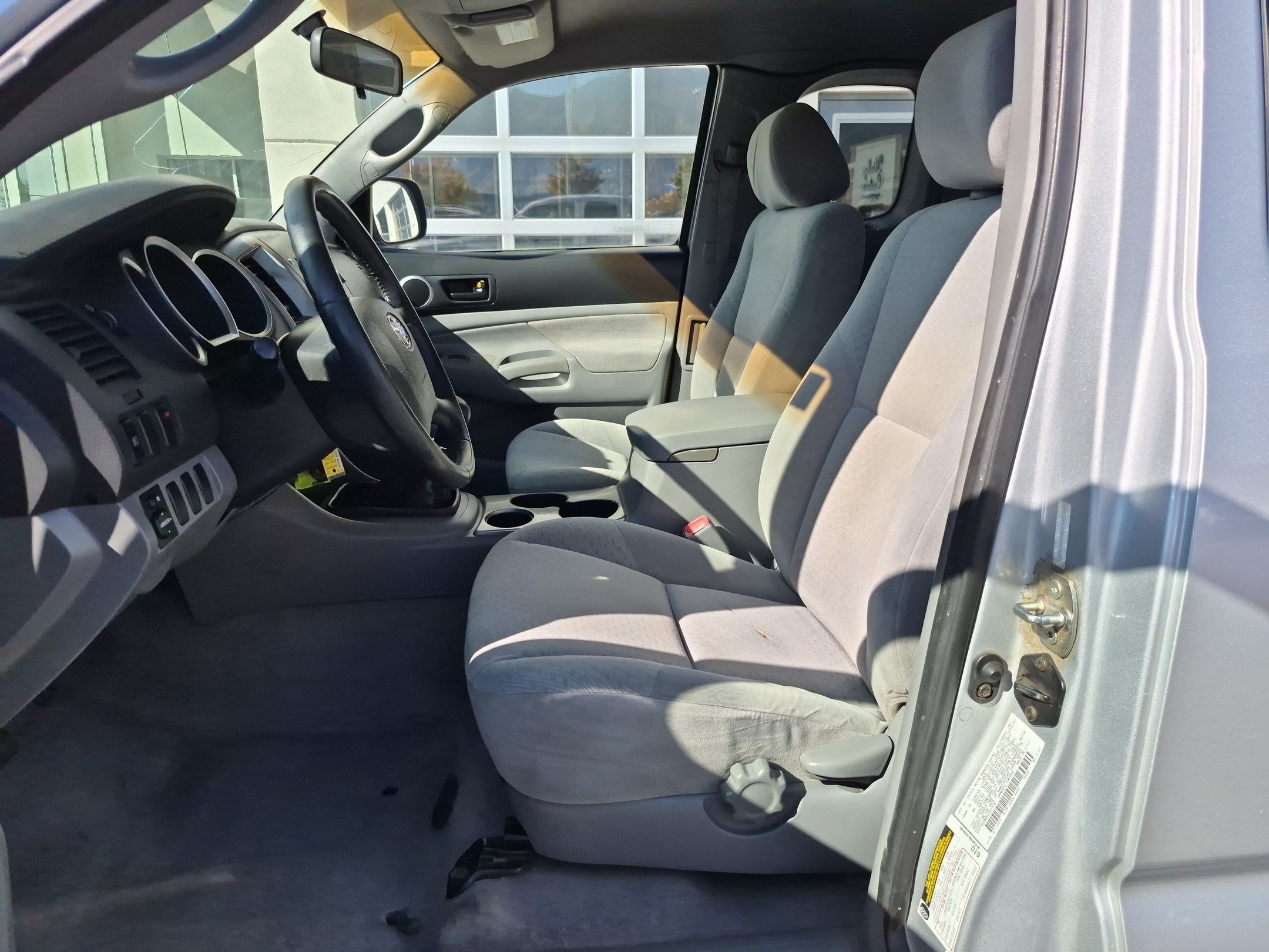 Used 2006 Silver Toyota PreRunner image 15