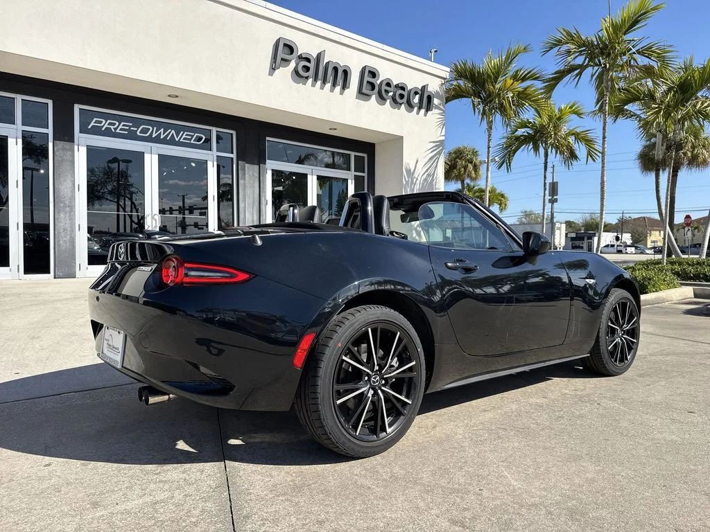 2025 Mazda MX-5 Miata Grand Touring - Photo 24