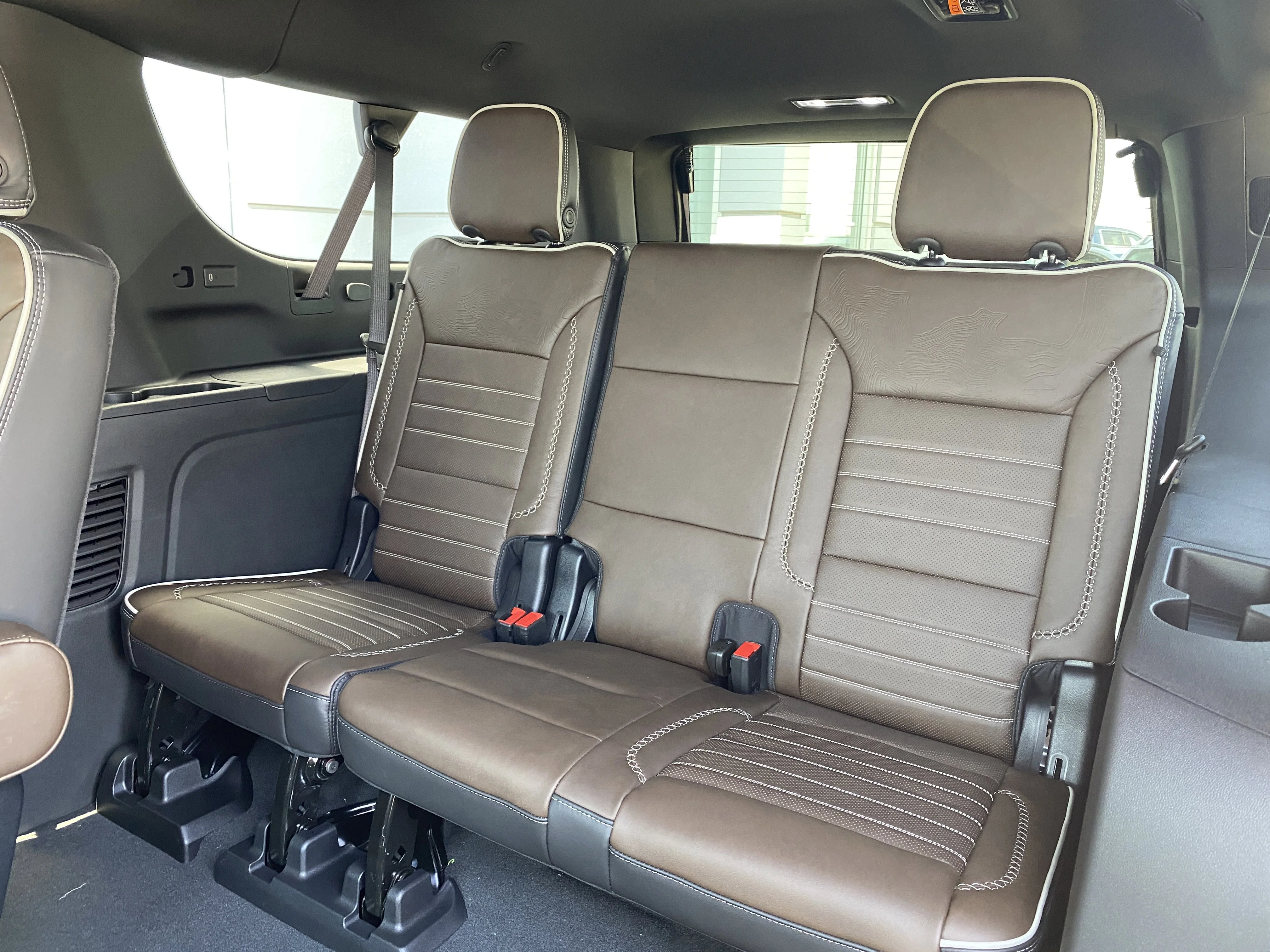 New 2026 ONYX BLACK GMC Denali Ultimate image 30