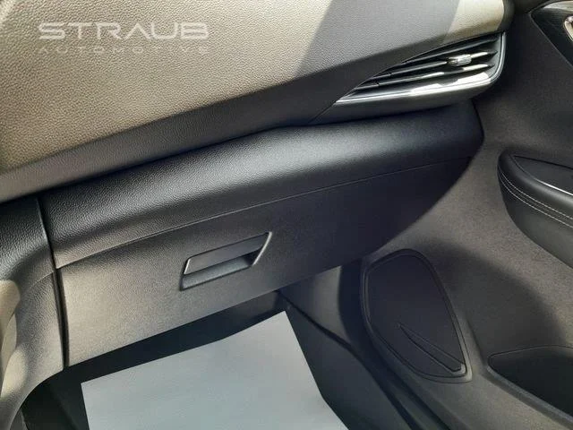 Used 2022 Sapphire Metallic Buick Preferred image 30