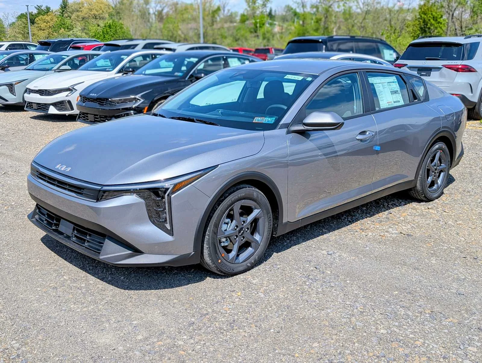 2026 Kia K4 LXS AT's photo